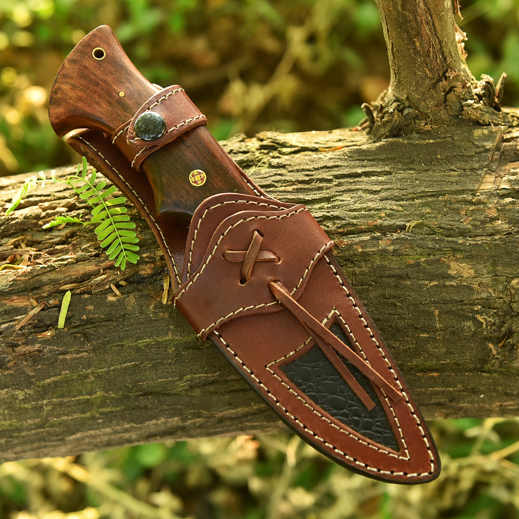 Handmade Damascus Steel Hunting Knife – Hardwood Handle